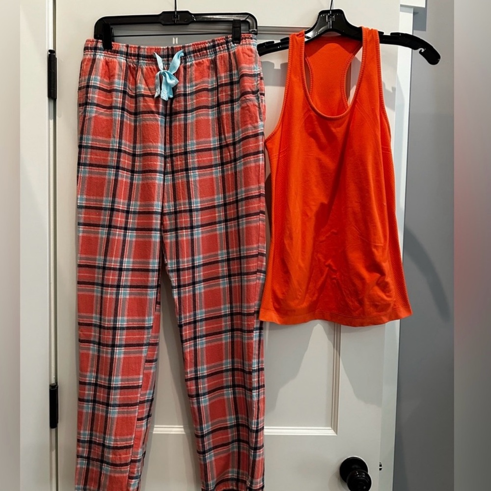 Columbia PJ Bottoms with Fabletics Tank Top Set - Size Medium (NWOT)